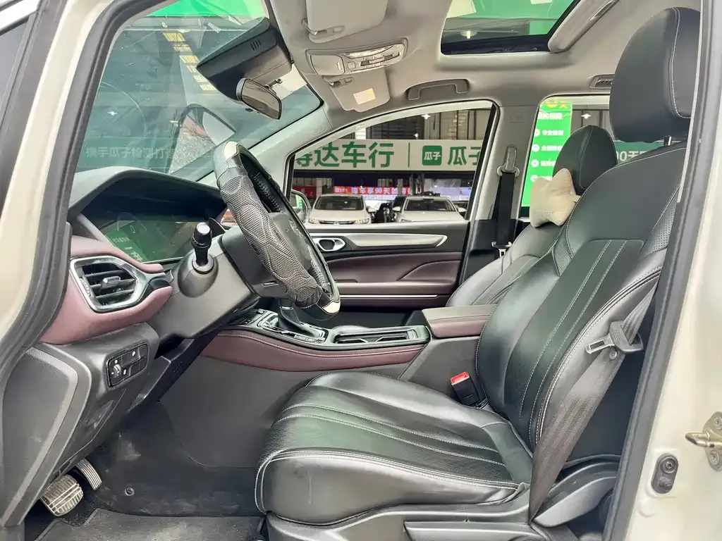 GAC Motor Trumpchi M6 2021 из CN, фото 10