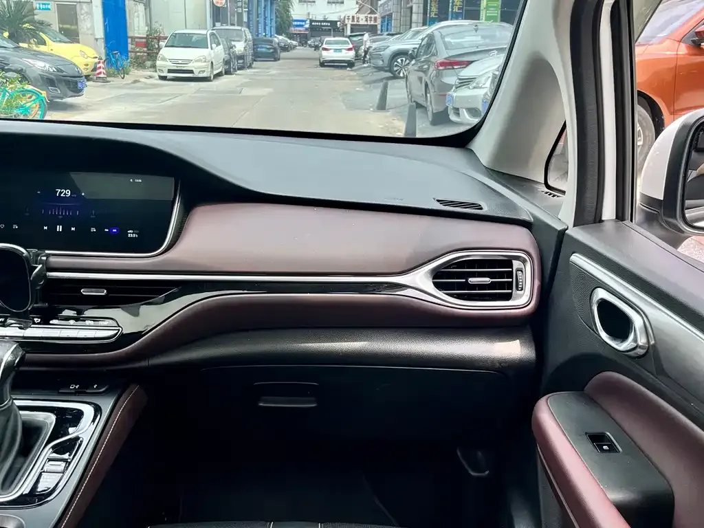 GAC Motor Trumpchi M6 2021 из CN, фото 7