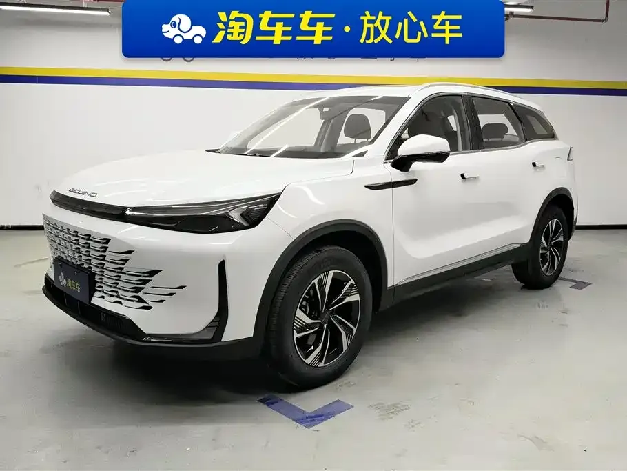 BAIC X7