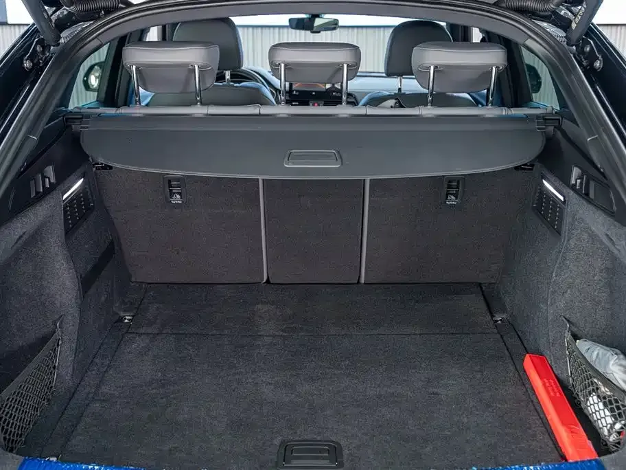 Audi Q5L Sportback — фото 9
