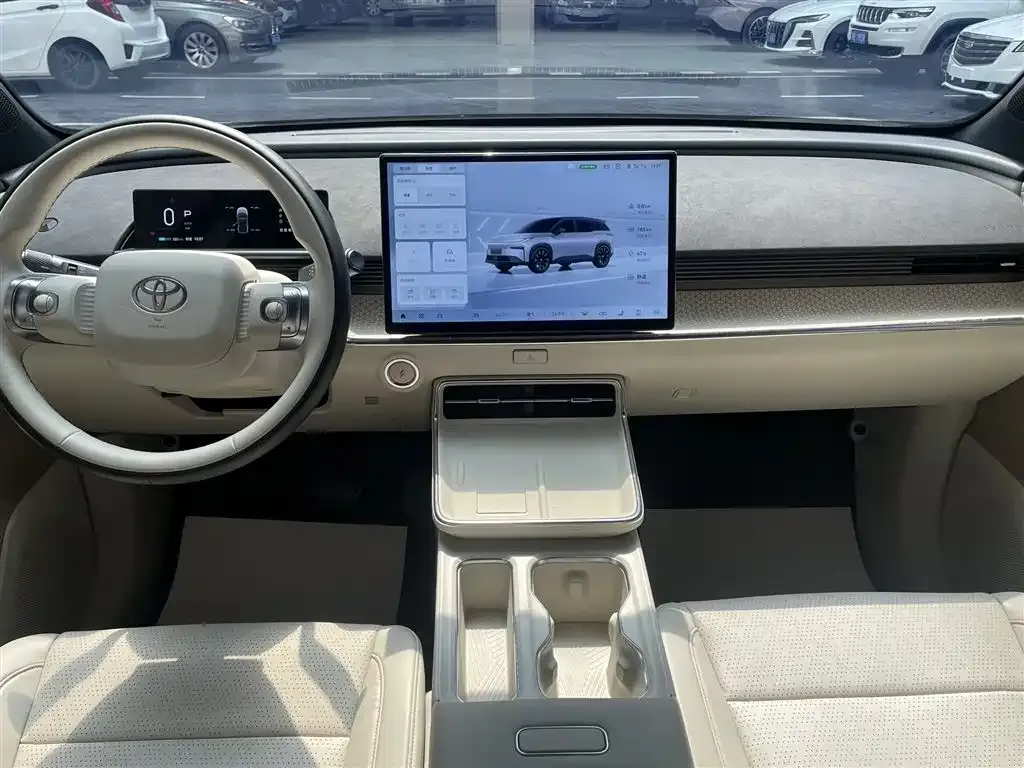 Toyota Platinum 3X 2025 из CN, фото 7