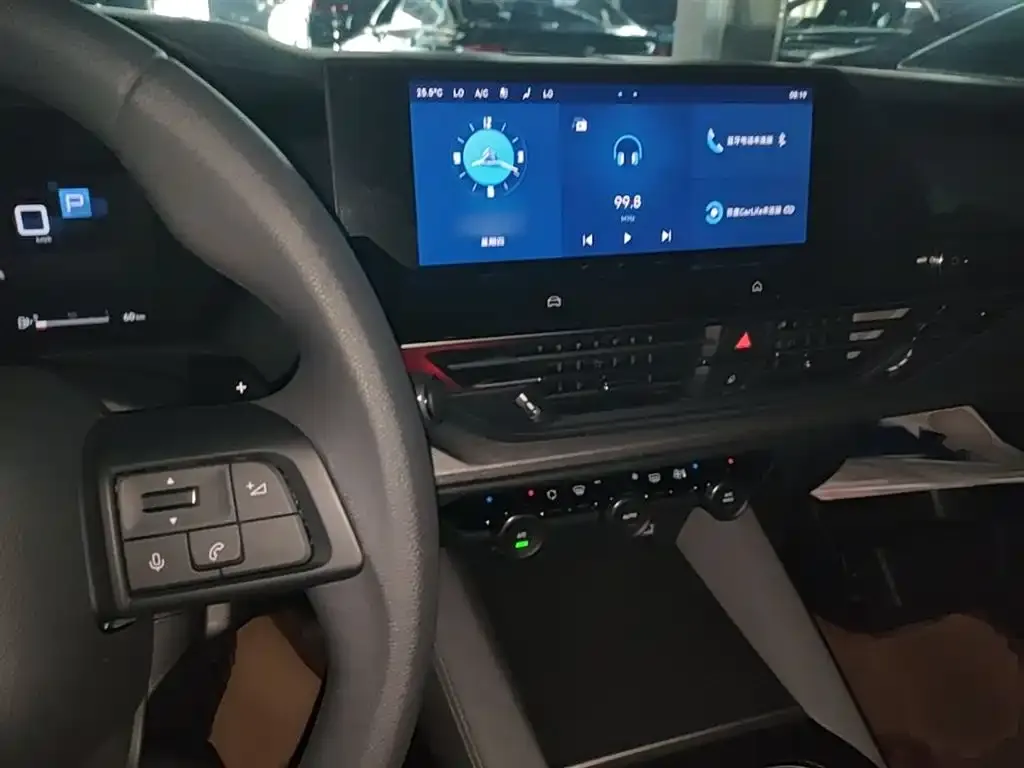 Citroen C5 X 2026 из CN, фото 7