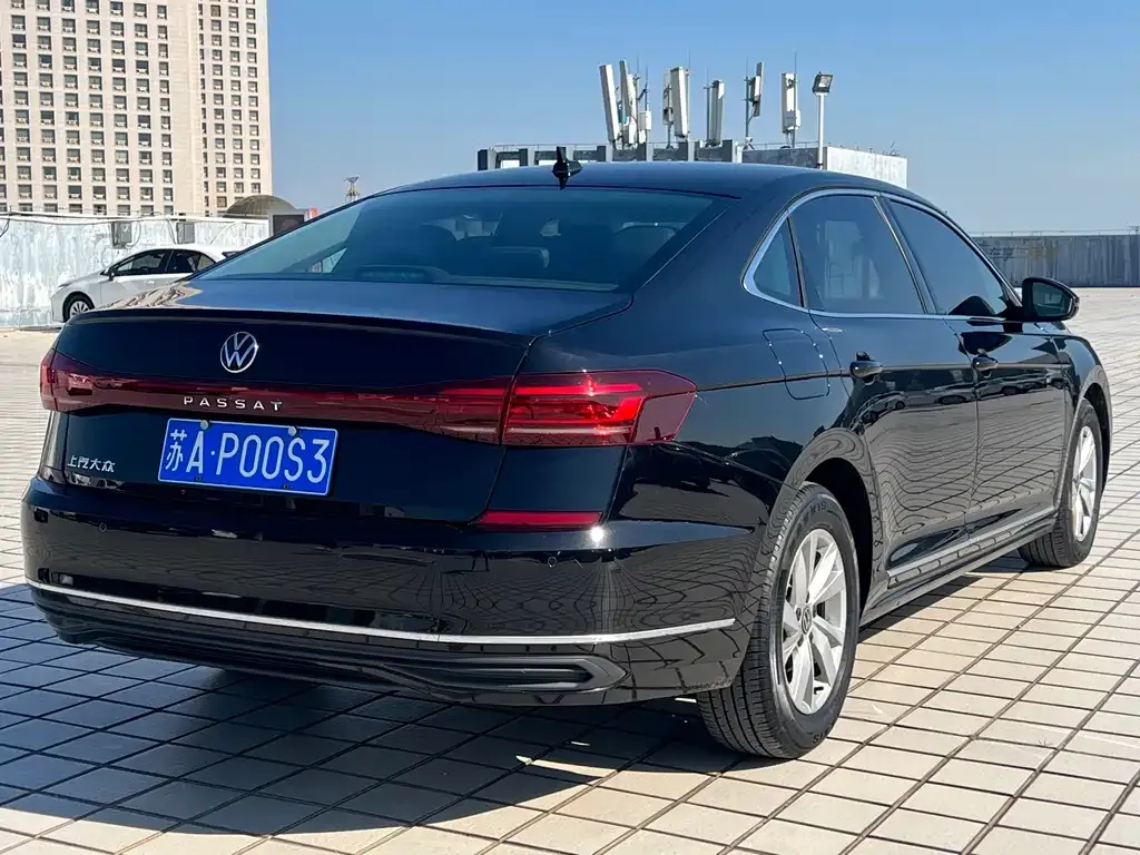 Volkswagen Passat — фото 3
