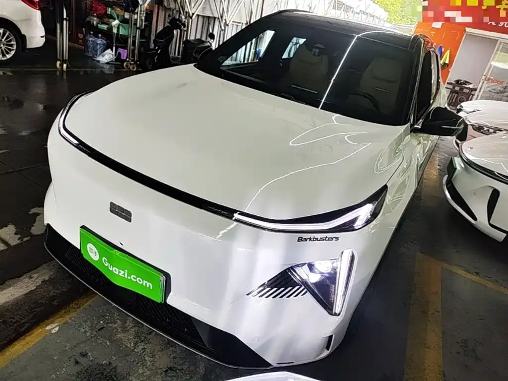 Geely Galaxy L7