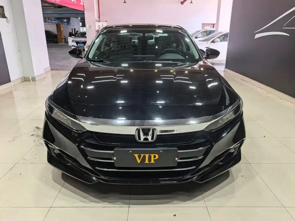 Honda Accord — фото 6