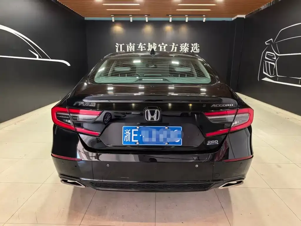 Honda Accord — фото 4
