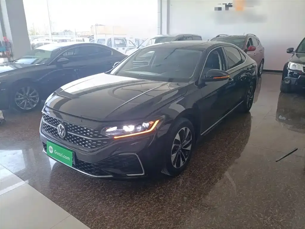 Volkswagen Passat — фото 3
