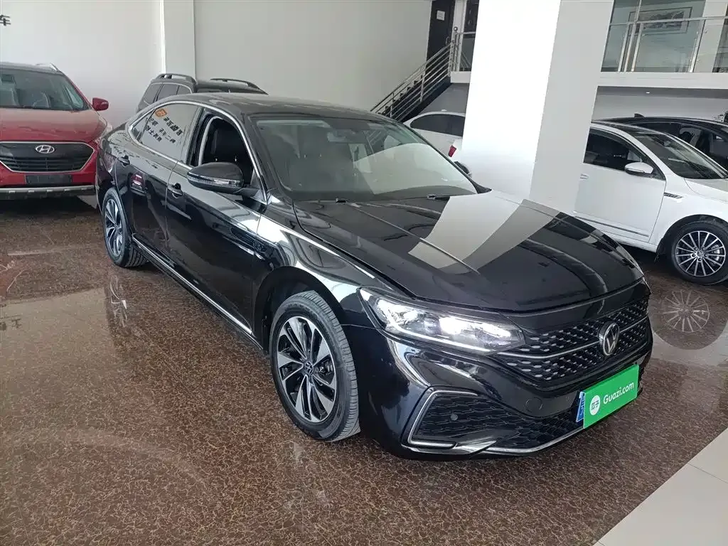 Volkswagen Passat — фото 9