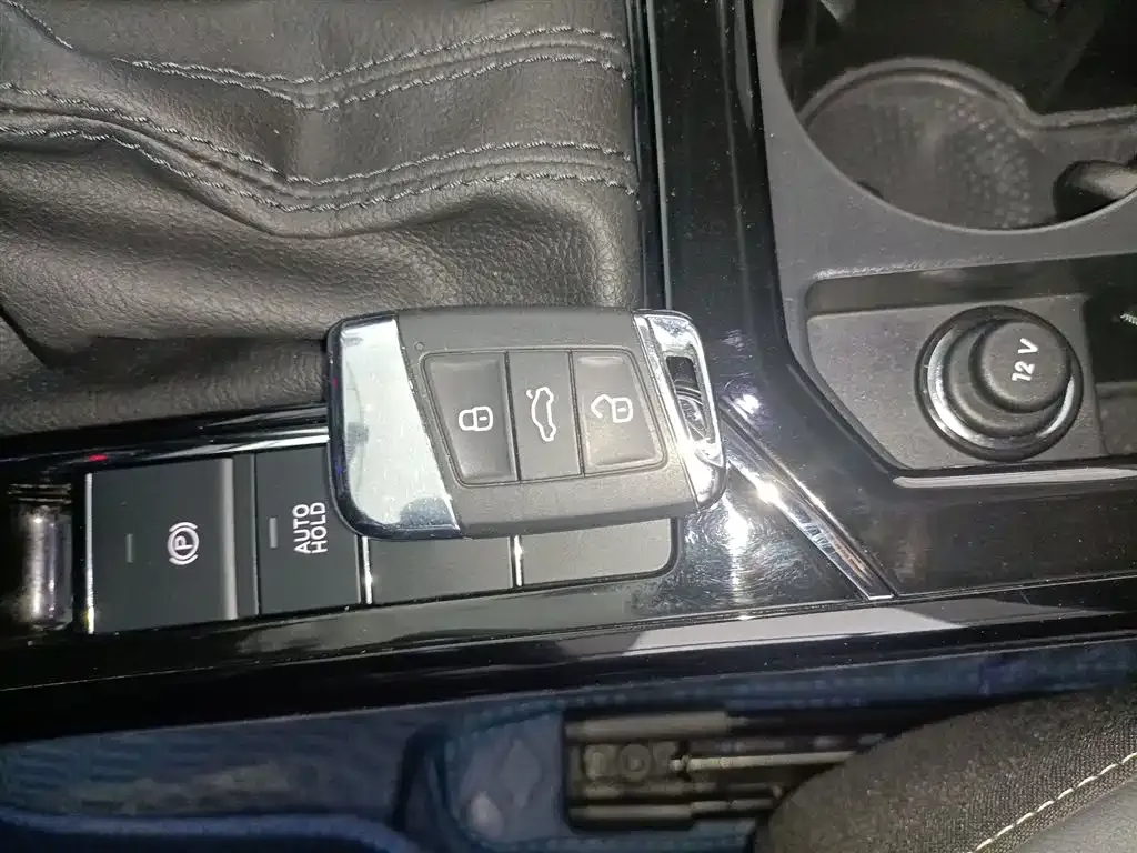 Volkswagen Passat — фото 8