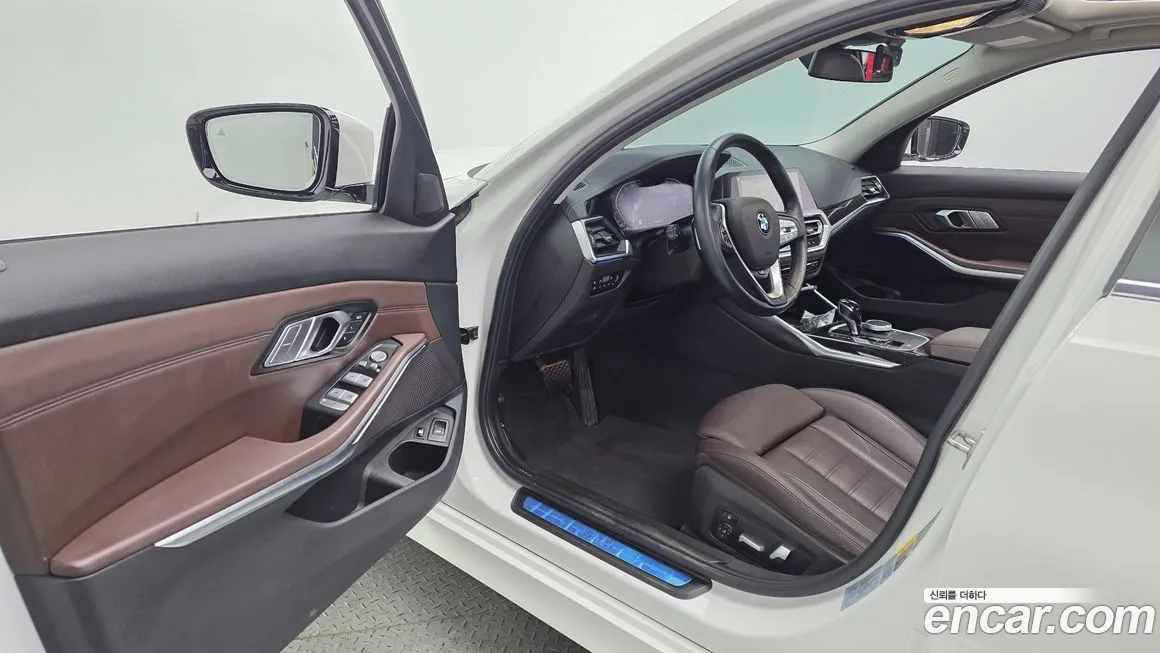 BMW 3-Series 2021 из KR, фото 7