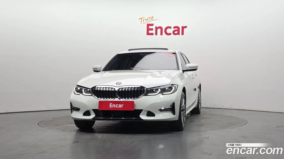 BMW 3-Series 2021 из KR, фото 10