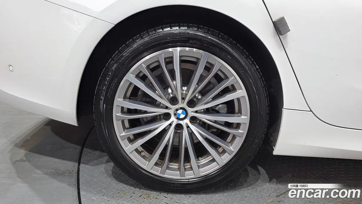 BMW 3-Series 2021 из KR, фото 9