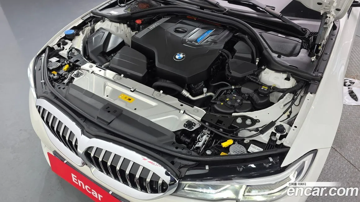 BMW 3-Series 2021 из KR, фото 8