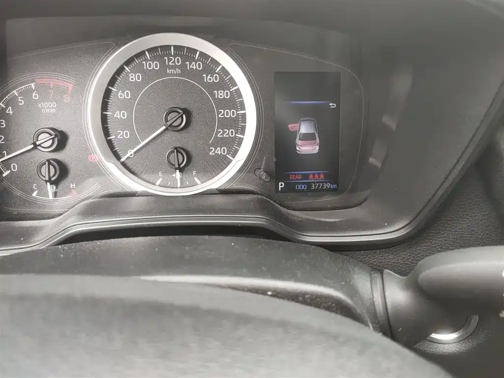 Toyota Corolla 2022 из CN, фото 7