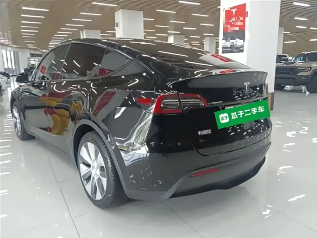 Tesla Model Y 2023 из CN, фото 10
