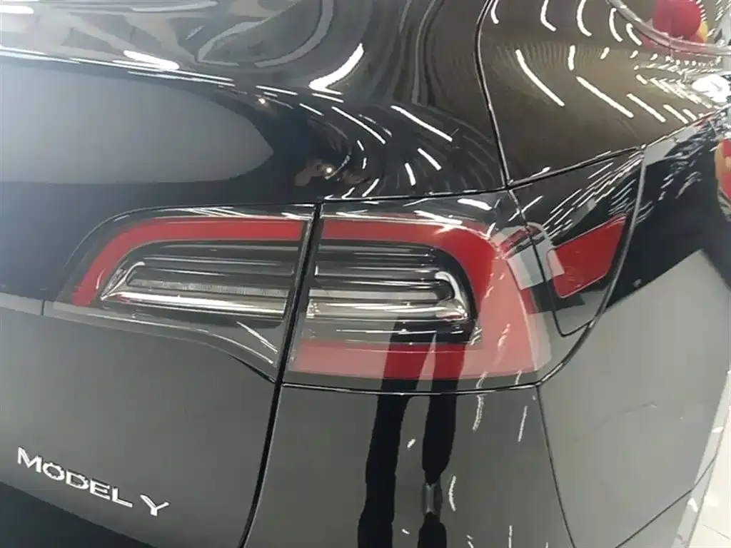 Tesla Model Y 2023 из CN, фото 6