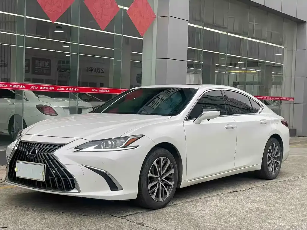 Lexus ES 2022 из CN, фото 1