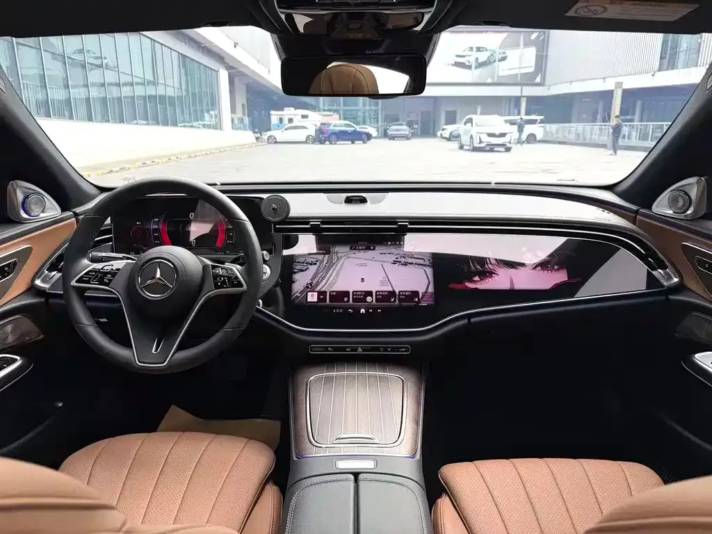 Mercedes-Benz E-Class 2025 из CN, фото 3