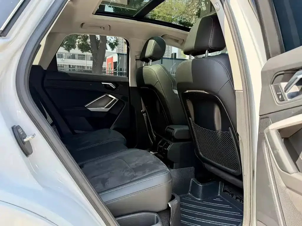 Audi Q3 2022 из CN, фото 7
