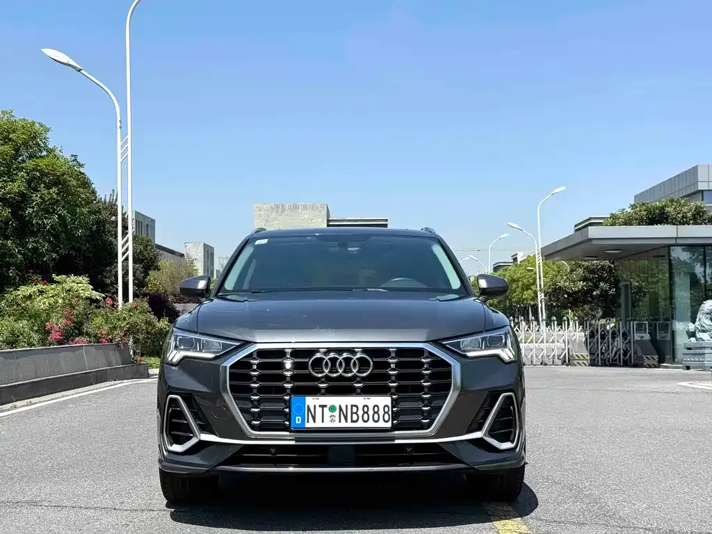 Audi Q3 2021 из CN, фото 5