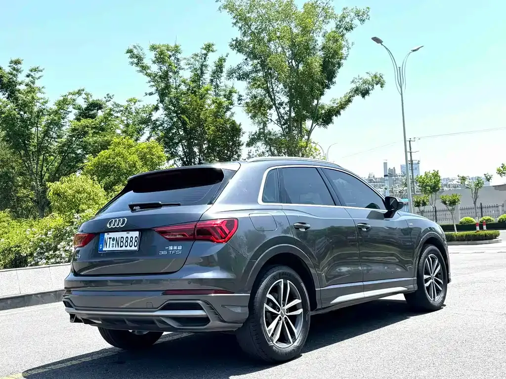 Audi Q3 2021 из CN, фото 9
