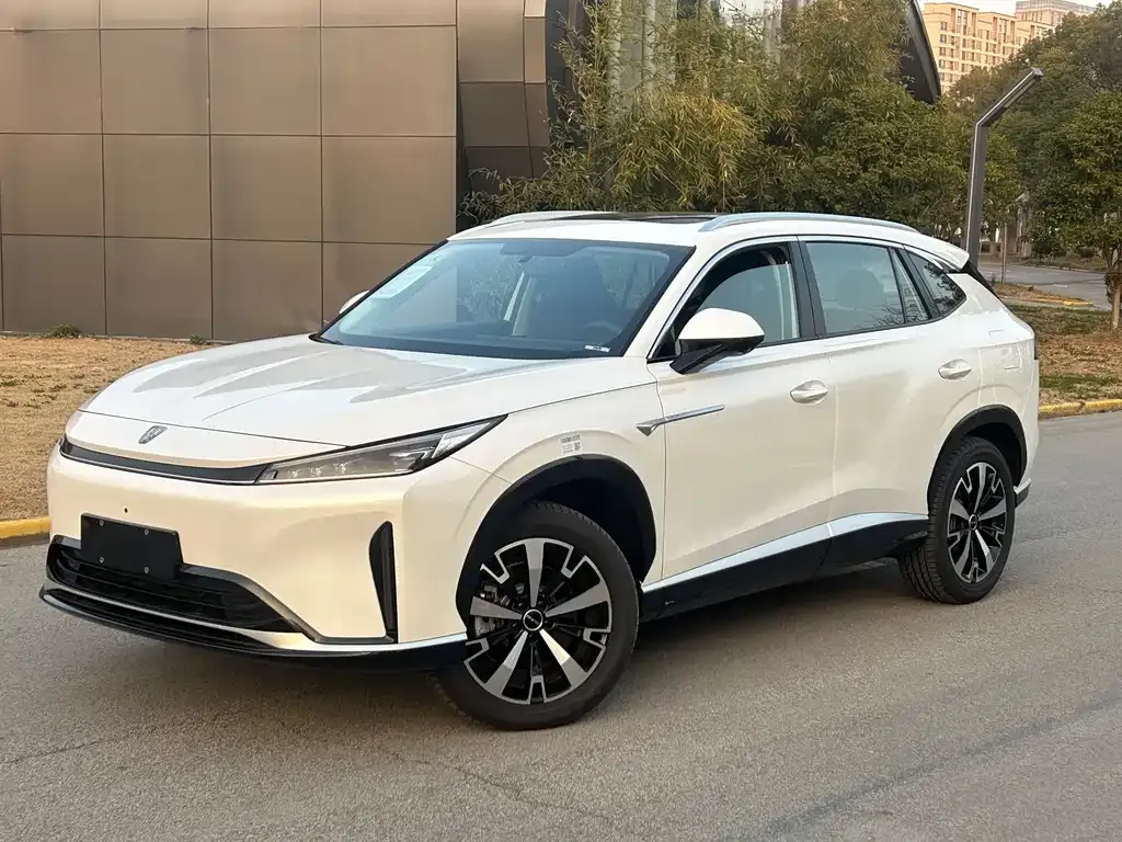 Roewe D5X DMH