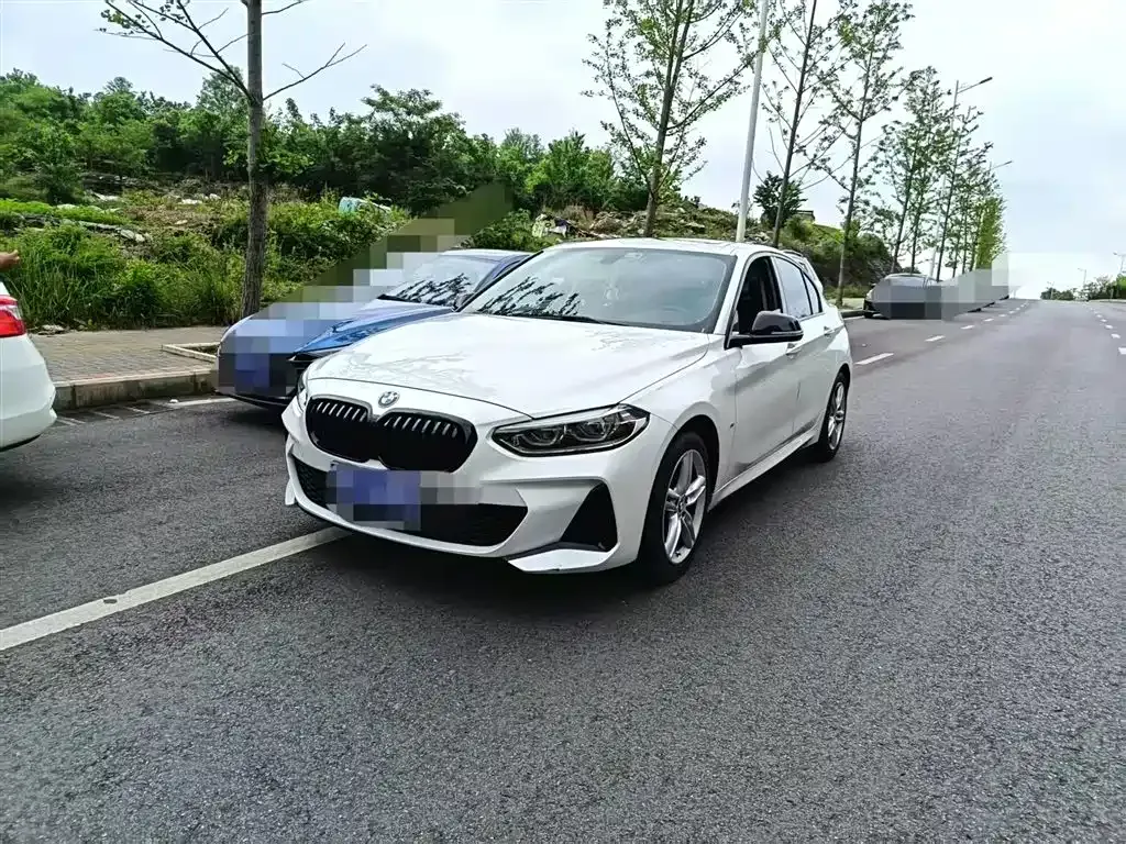 BMW 1 Series 2023 из CN, фото 6