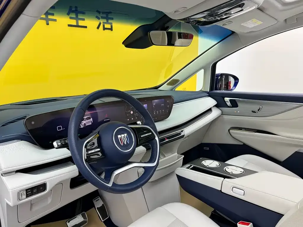 Buick GL8 Hybrid — фото 8