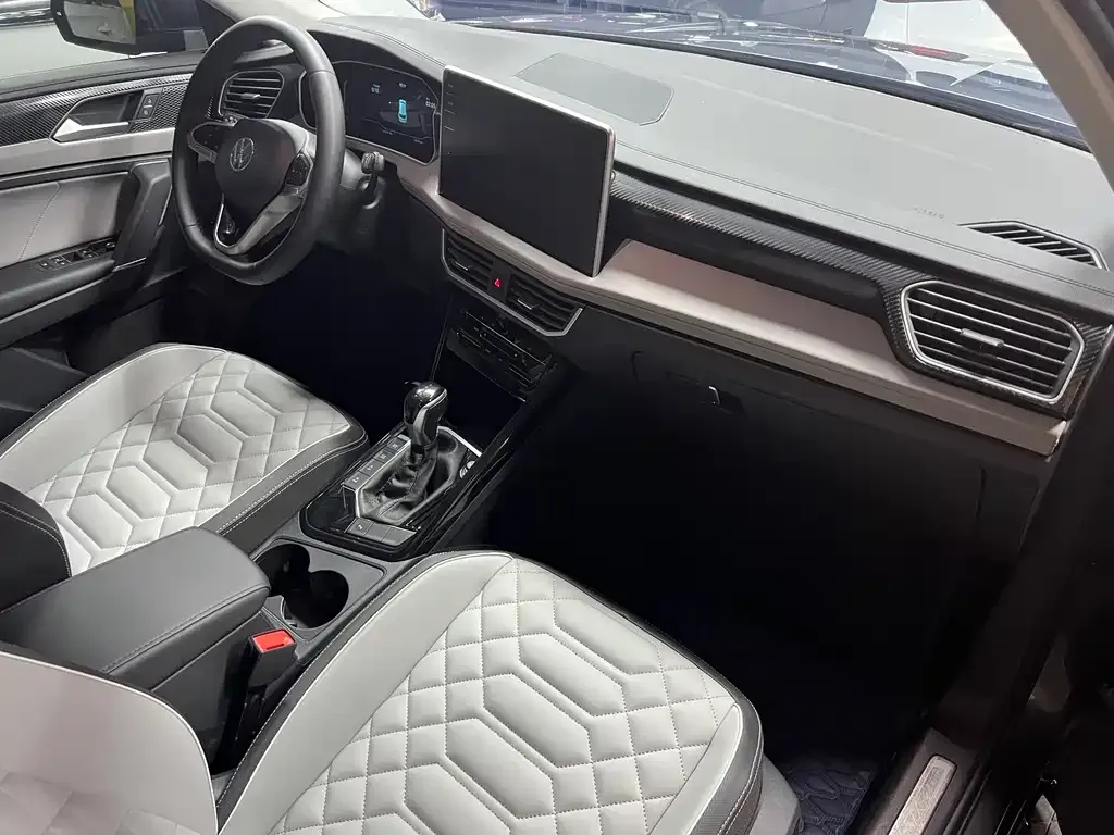 Volkswagen Tayron 2023 из CN, фото 6
