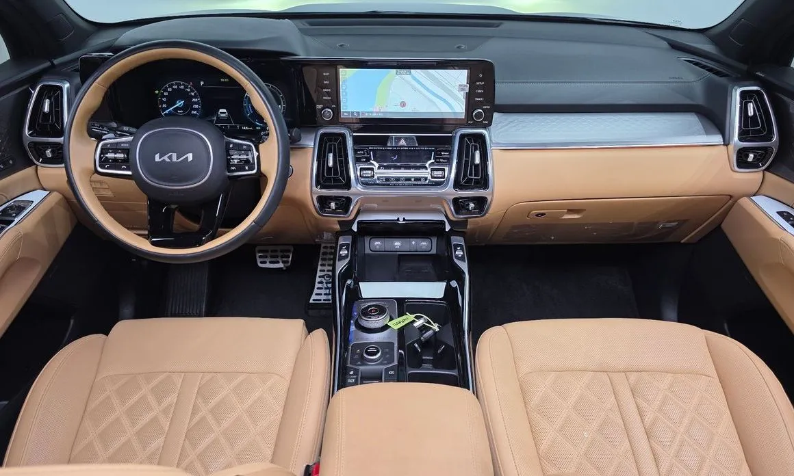 Kia Sorento 2023 из KR, фото 2