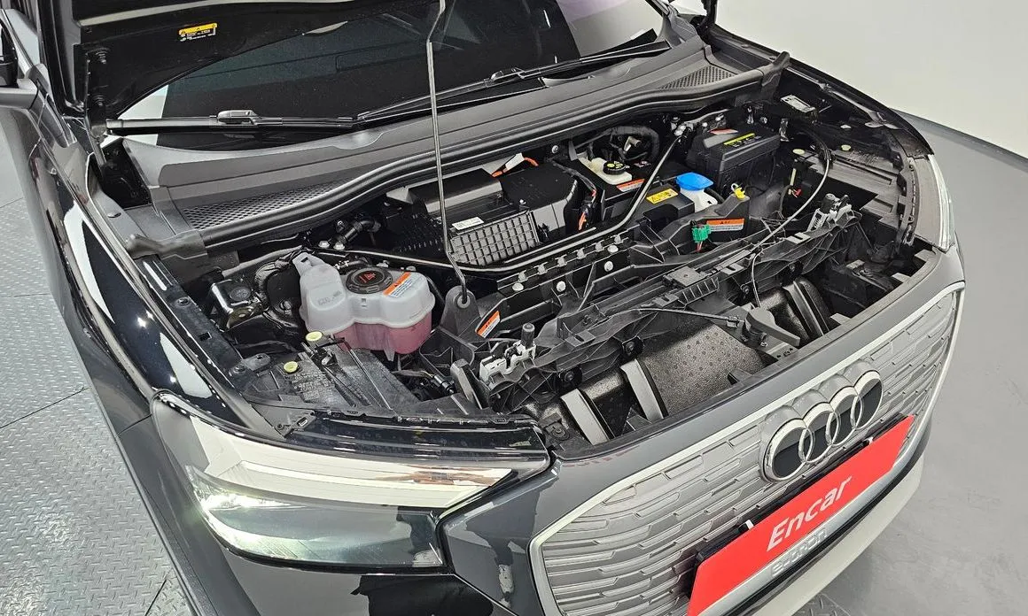 Audi Q4 e-tron 2025 из KR, фото 10