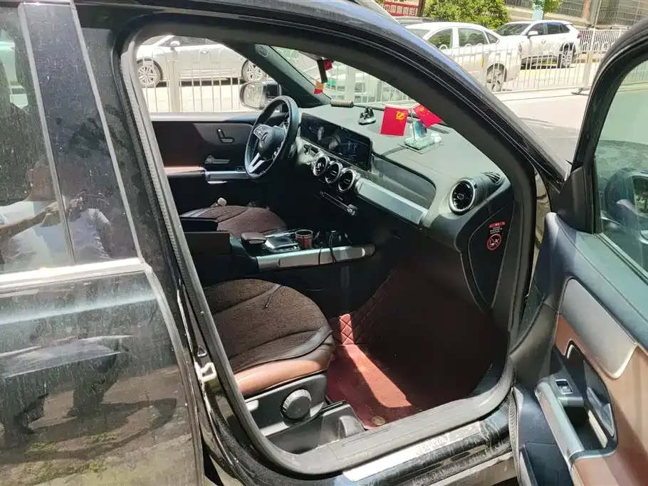 Mercedes-Benz GLB 2021 из CN, фото 4