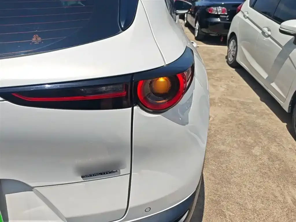 Mazda CX-30 2022 из CN, фото 7