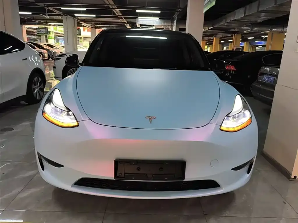 Tesla Model Y — фото 5