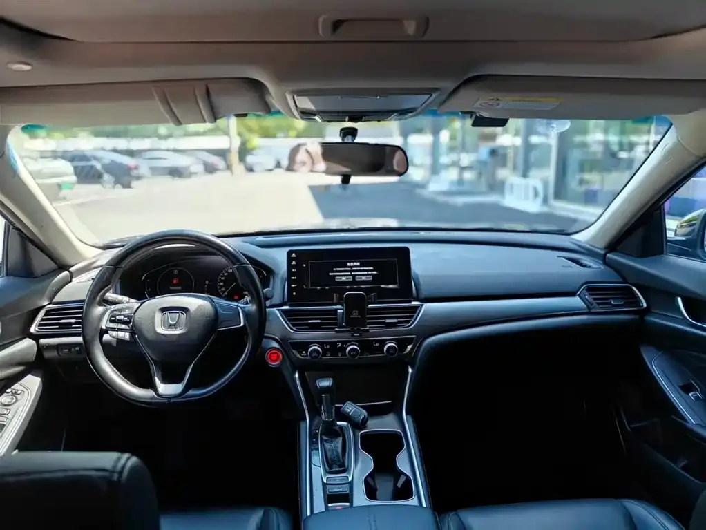Honda Accord 2021 из CN, фото 3