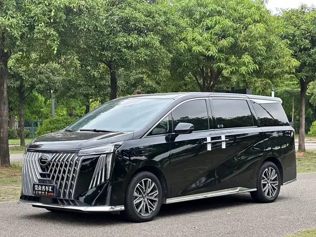 GAC Motor Trumpchi M8 — фото 1