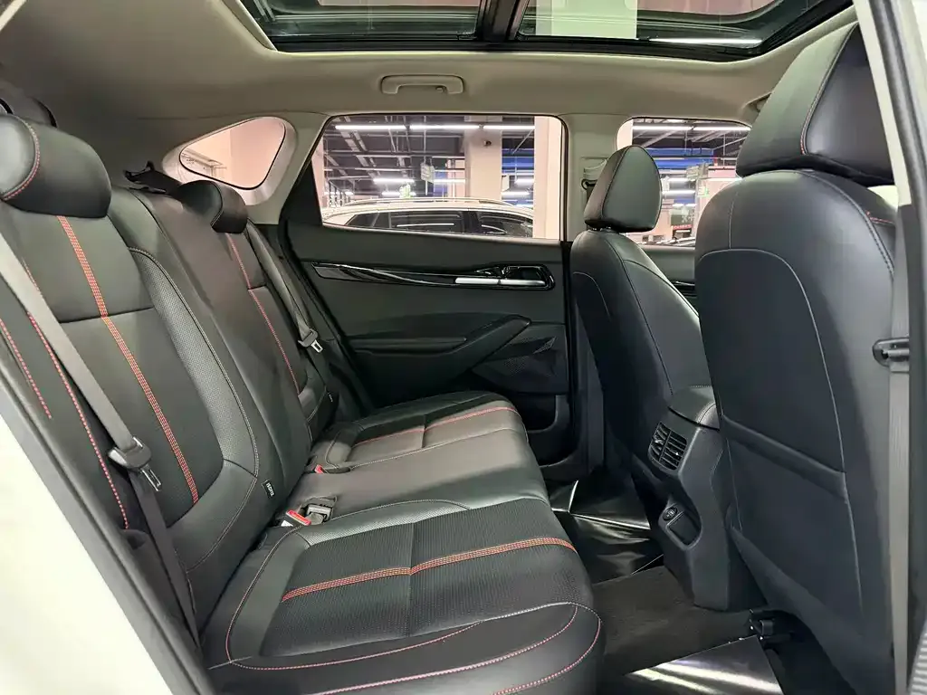 Kia KX3 — фото 10