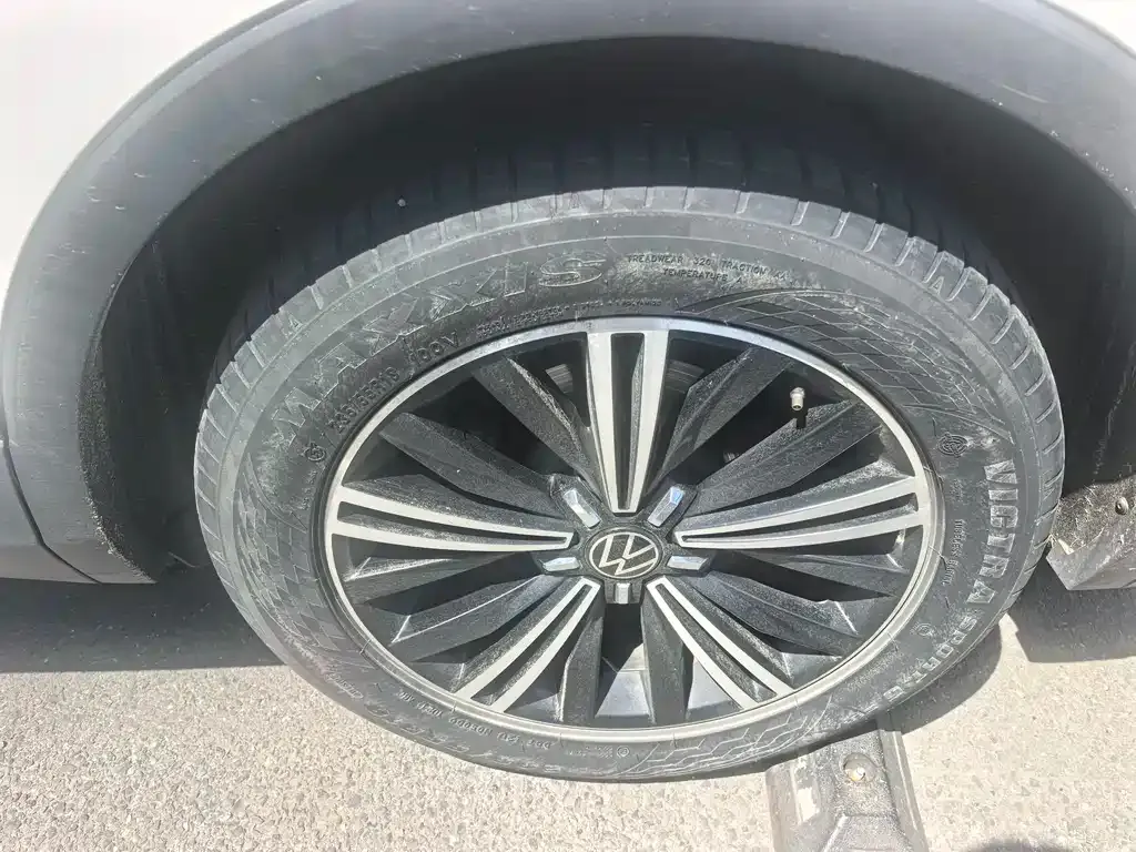 Volkswagen Tiguan L 2021 из CN, фото 5