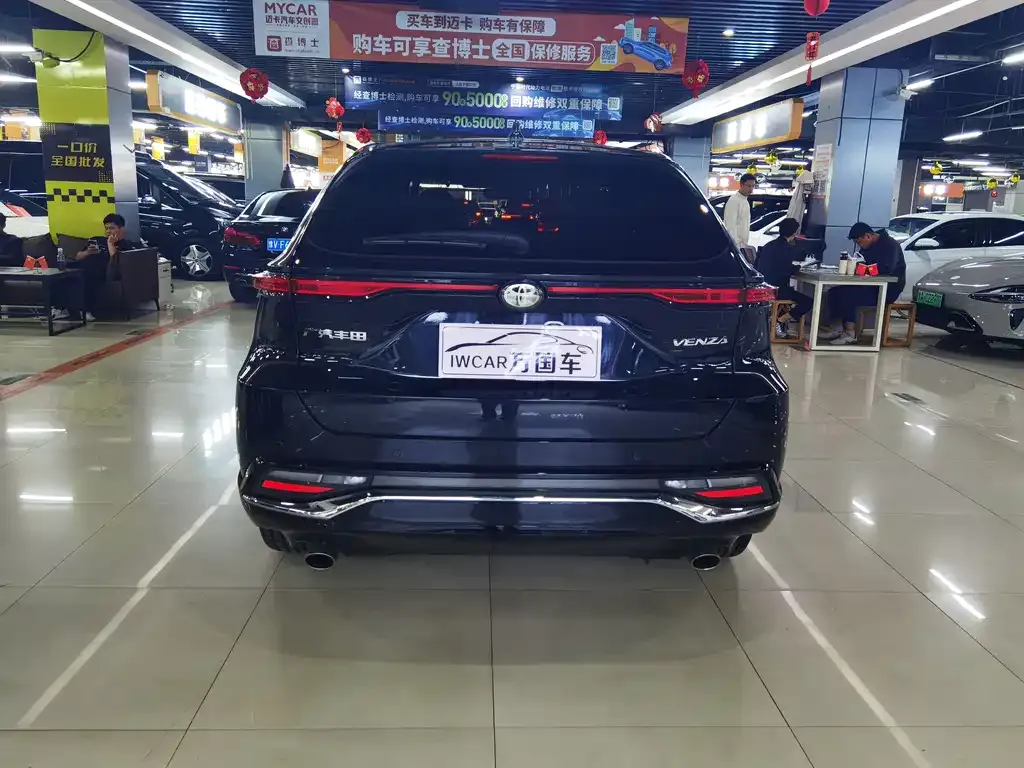 Toyota Venza 2023 из CN, фото 4