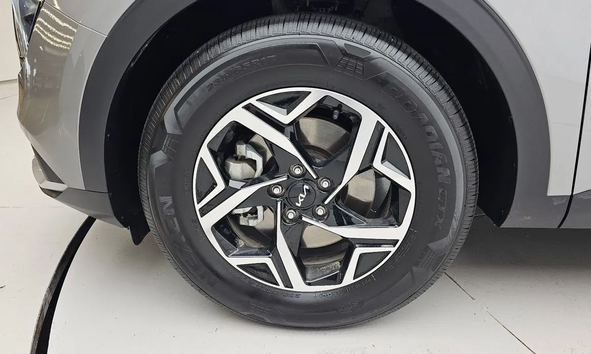 Kia Sportage — фото 9