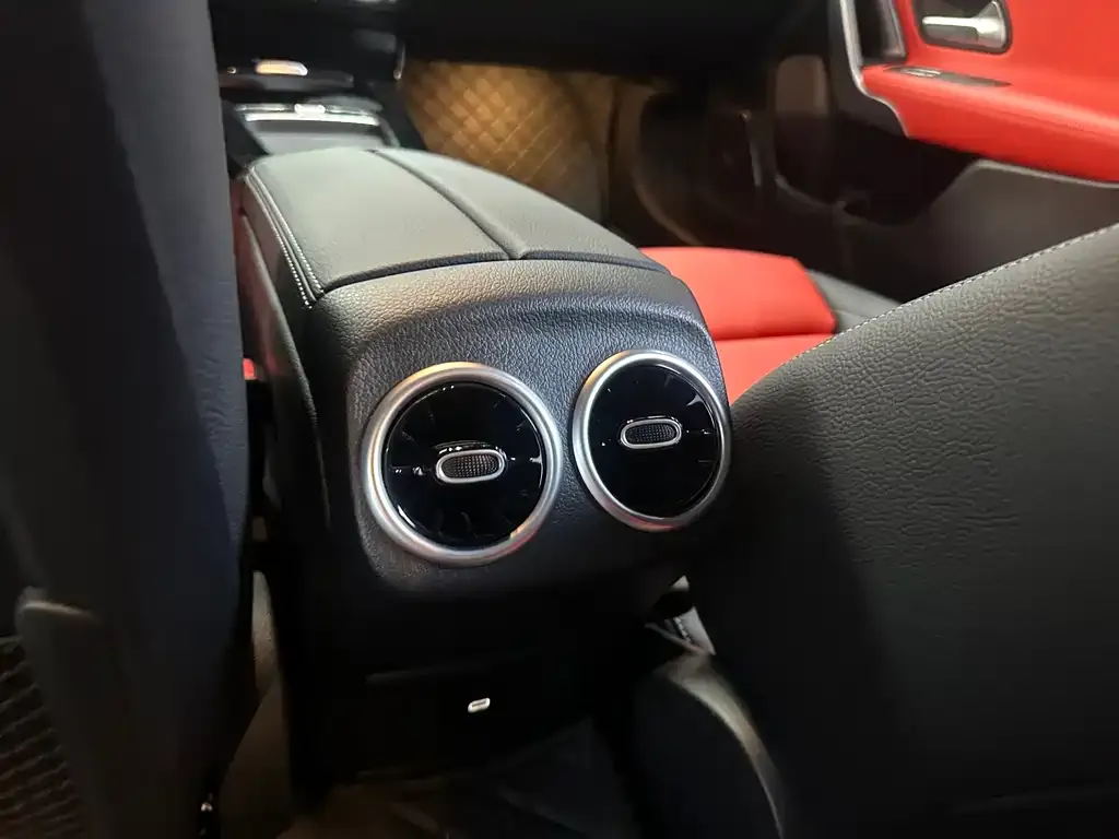 Mercedes-Benz A-Class AMG — фото 10