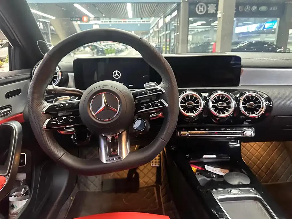 Mercedes-Benz A-Class AMG — фото 4