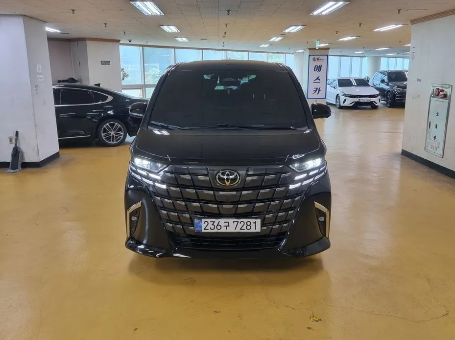 Toyota Alphard 2024 из KR, фото 4
