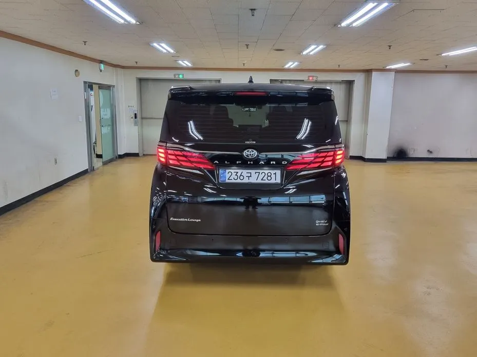 Toyota Alphard 2024 из KR, фото 6