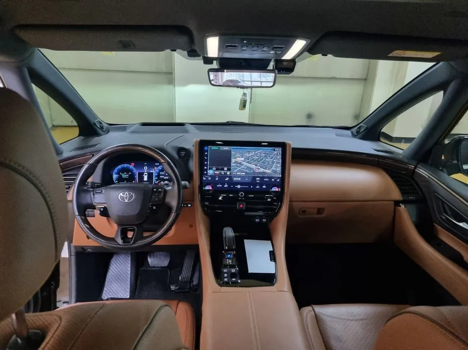 Toyota Alphard 2024 из KR, фото 9