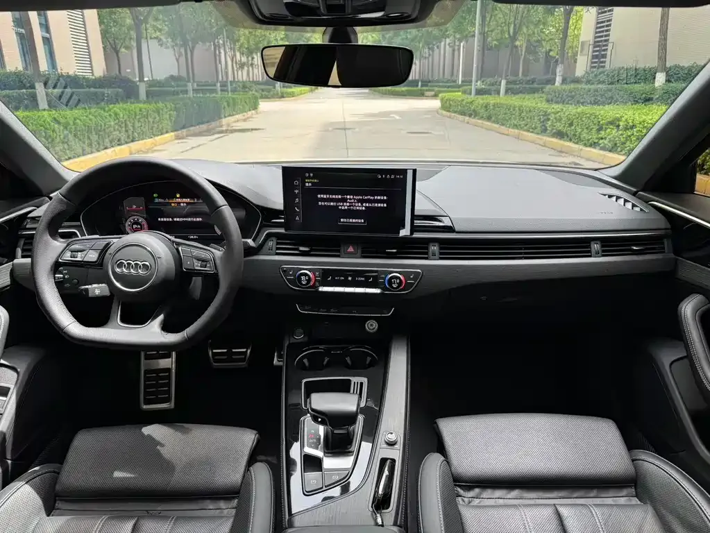 Audi A4L 2023 из CN, фото 7