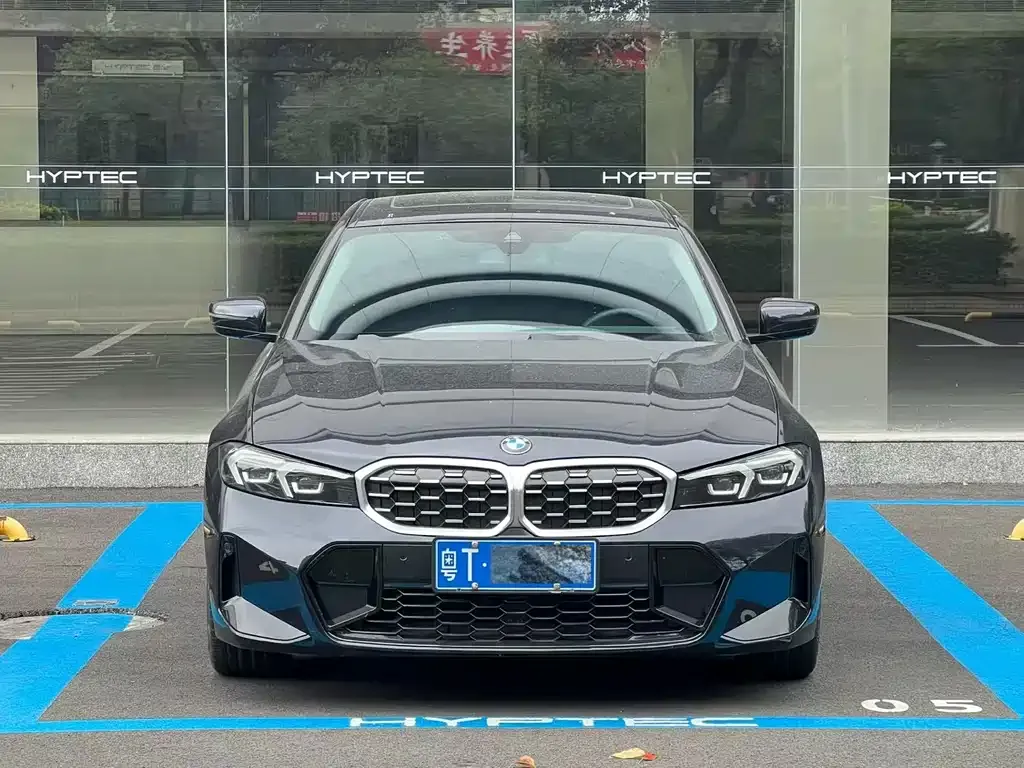 BMW 3 Series — фото 1