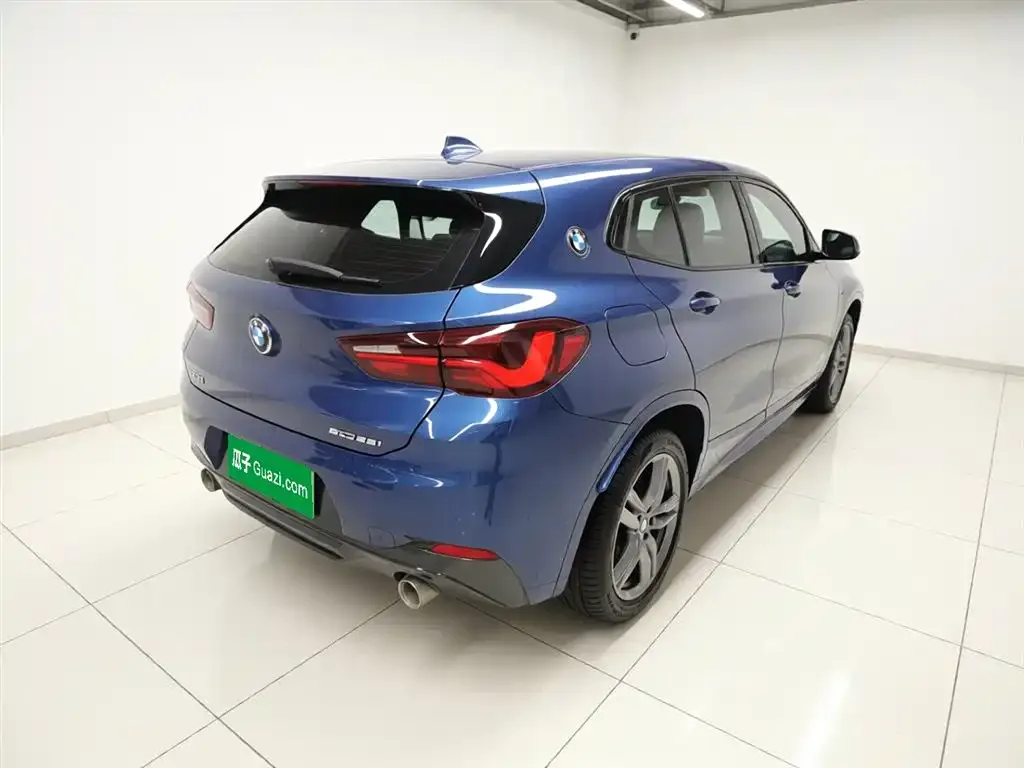 BMW X2 — фото 10