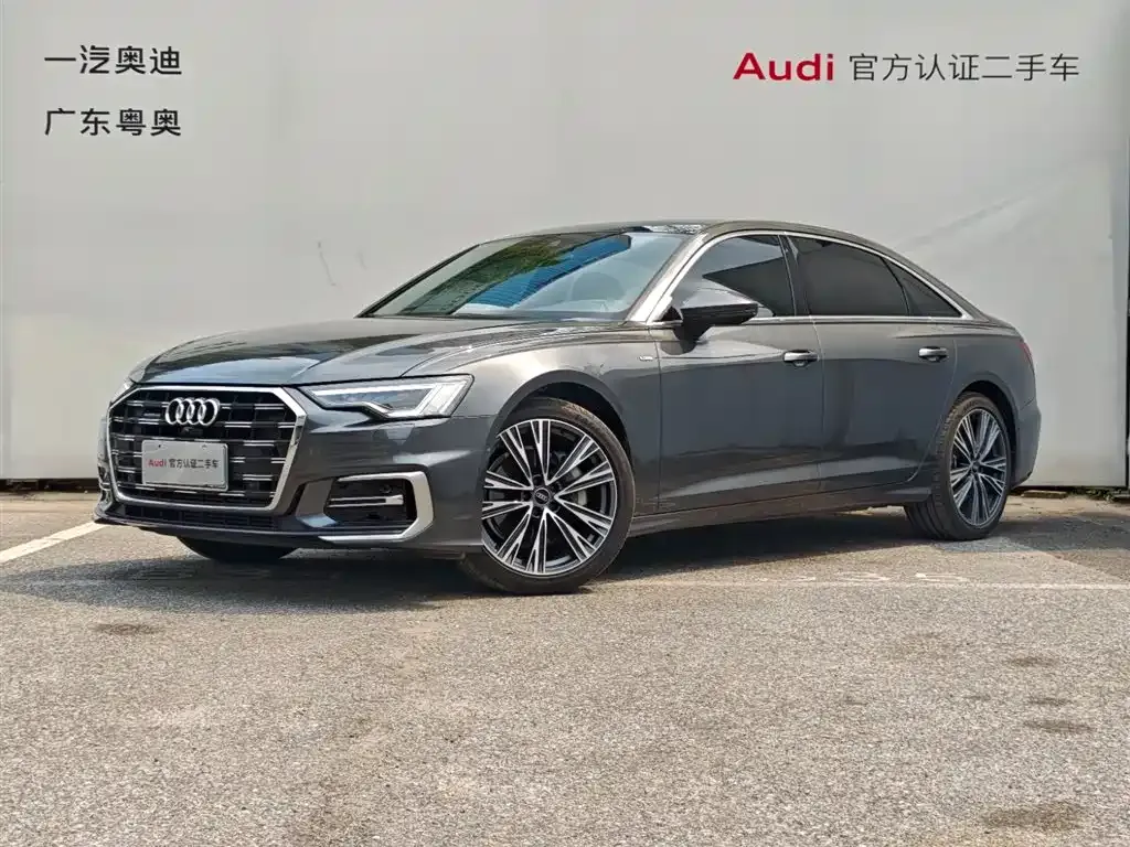 Audi A6L — фото 1