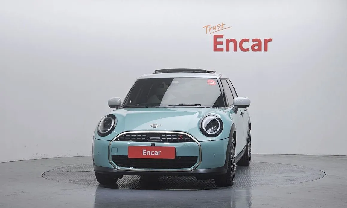 Mini Cooper 2025 из KR, фото 3